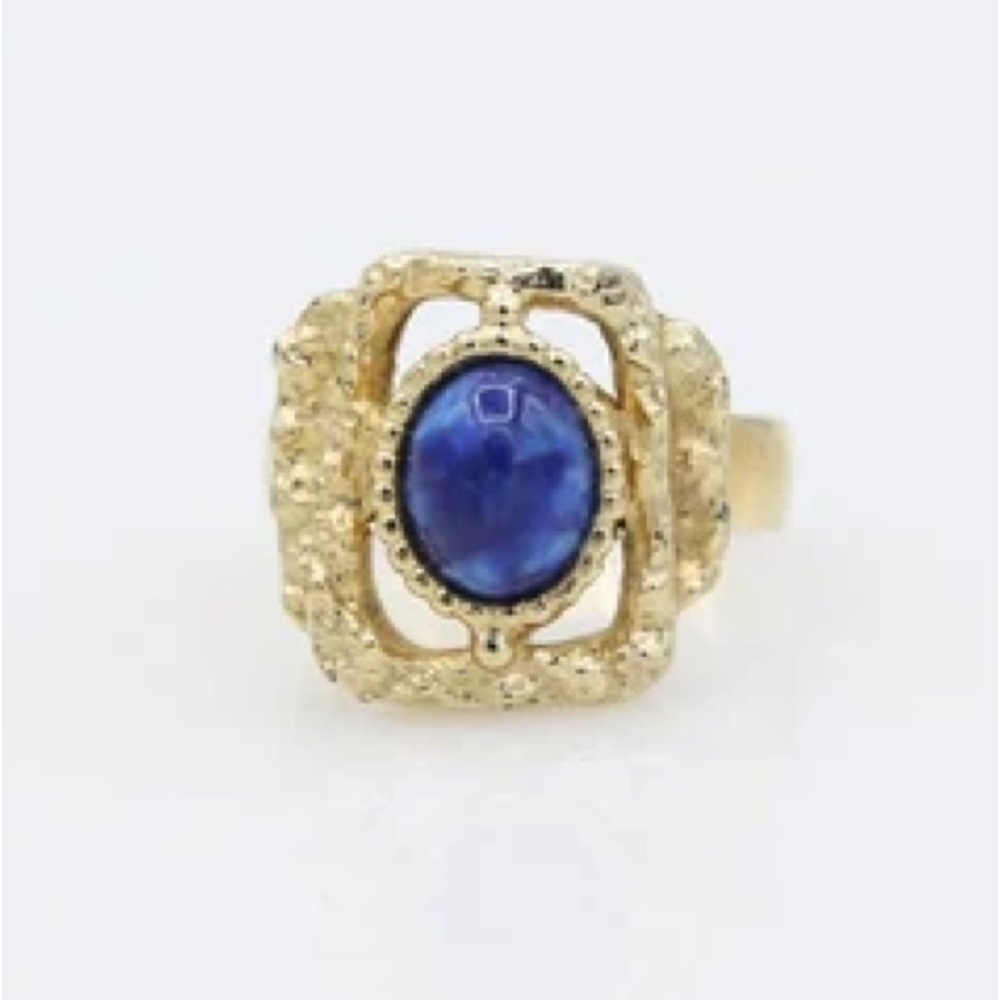 Sarah Coventry Victorian Blue Ring